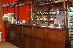 BAR ABSINTERIA SIXTINA Bucuresti 11.jpg